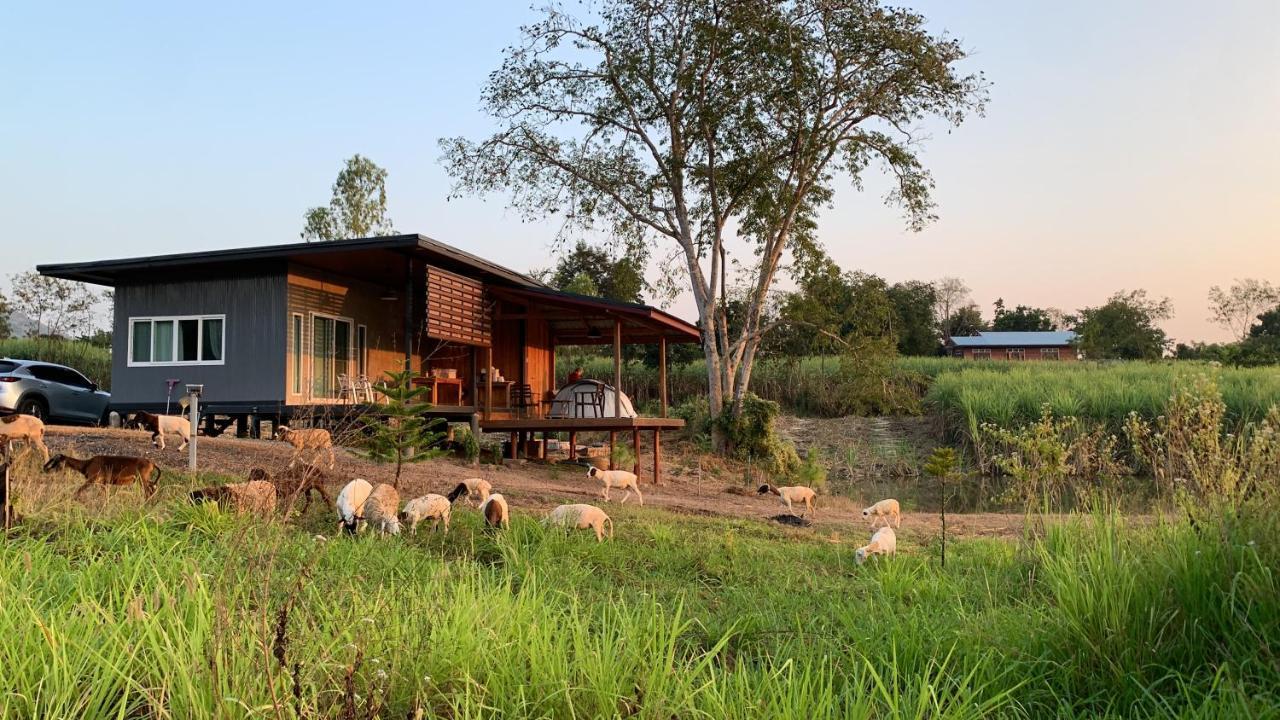 ฟาร์มแกะภูกระดึง Waraporn Valley Ban Nong Tum Exteriör bild